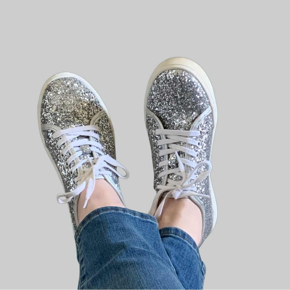 DSW Shoes Dirty Laundry Silver Glitter Shoes With White Laces| All Seasons